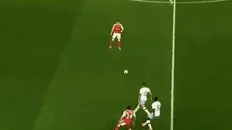 “每日中小学生体育活动时长不应少于两小时”